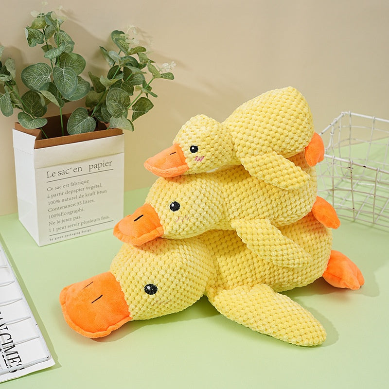 Dogs' Plush Companion Duck Toy for Biting and Teeth Cleaning with Sound, Fun for Cats and Pets - Charging Duck